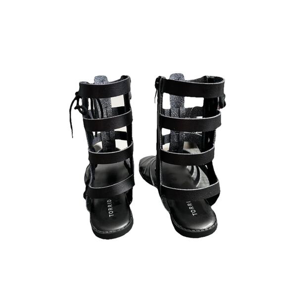 New Torrid Black Faux Leather Cage Lace Up Zip Up Gladiator Sandals Women's 7WW - Picture 6 of 7